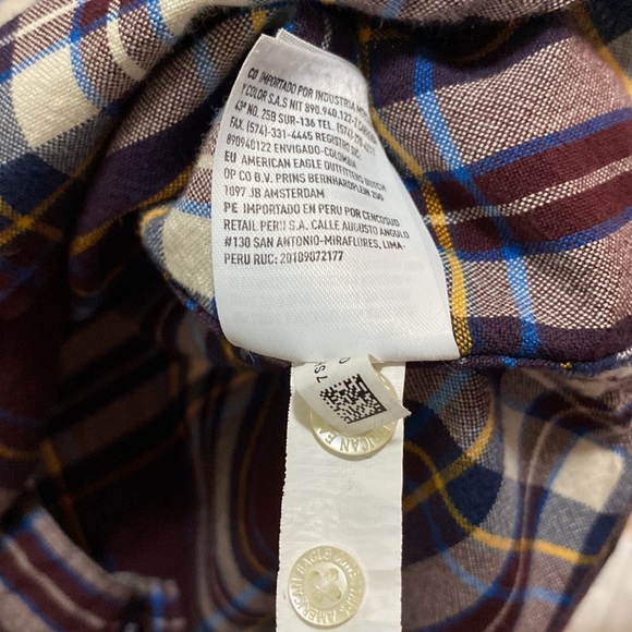 American Eagle Men’s Maroon Plaid Classic Fit Button-down long sleeve. Size M - Picture 4 of 7